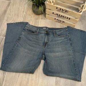 Old Navy Loose Built-In Flex Jeans